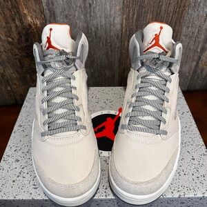Jordan Retro SE Craft Sneakers in Gray and Orange